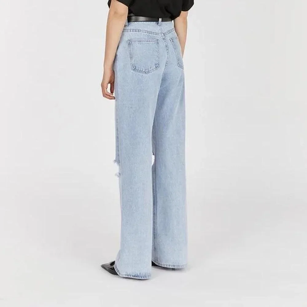 DISSH HIGH RISE RIPPED JEAN - Picture 3 of 4